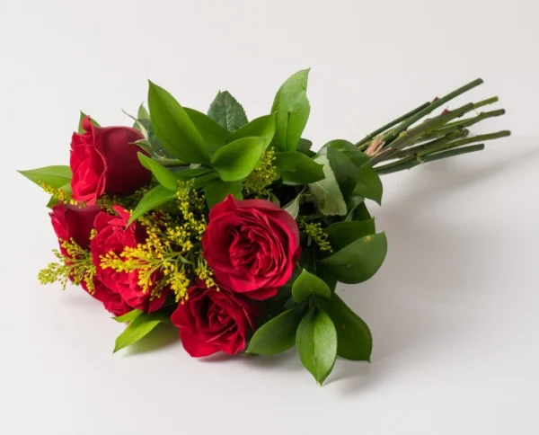 Buquê de 6 Rosas Vermelhas - Image 3