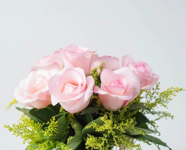 Buquê de 7 Rosas Rosadas - Image 3