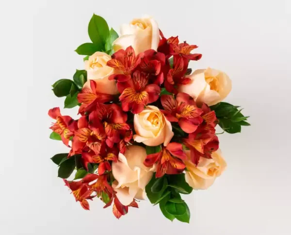 Buquê de Rosas e Astromélias em Tons Rosados - Image 2